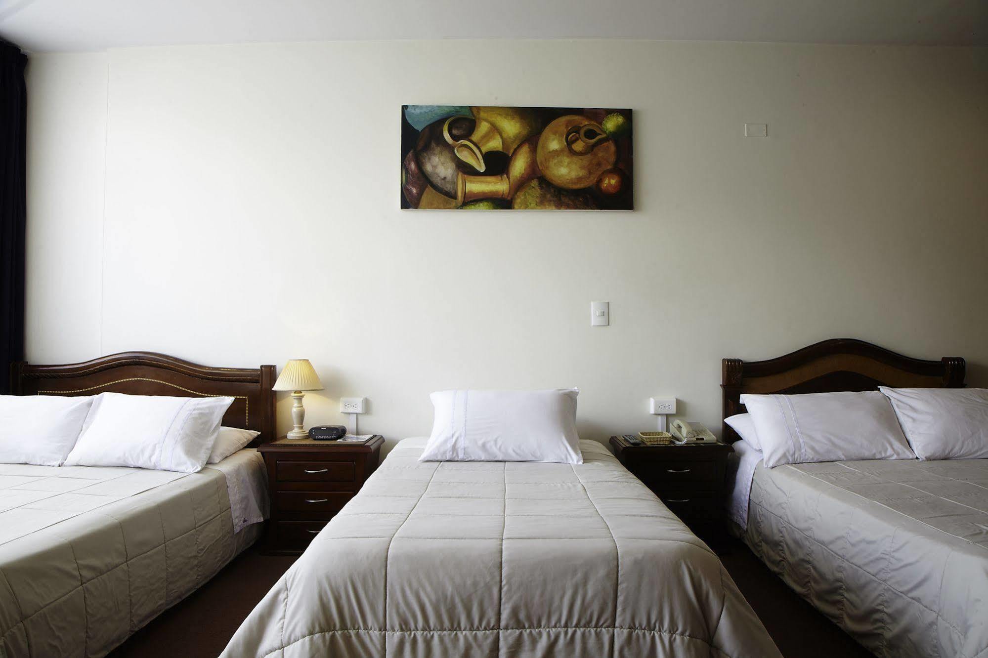 Hotel Charlies Place Bogotá Extérieur photo
