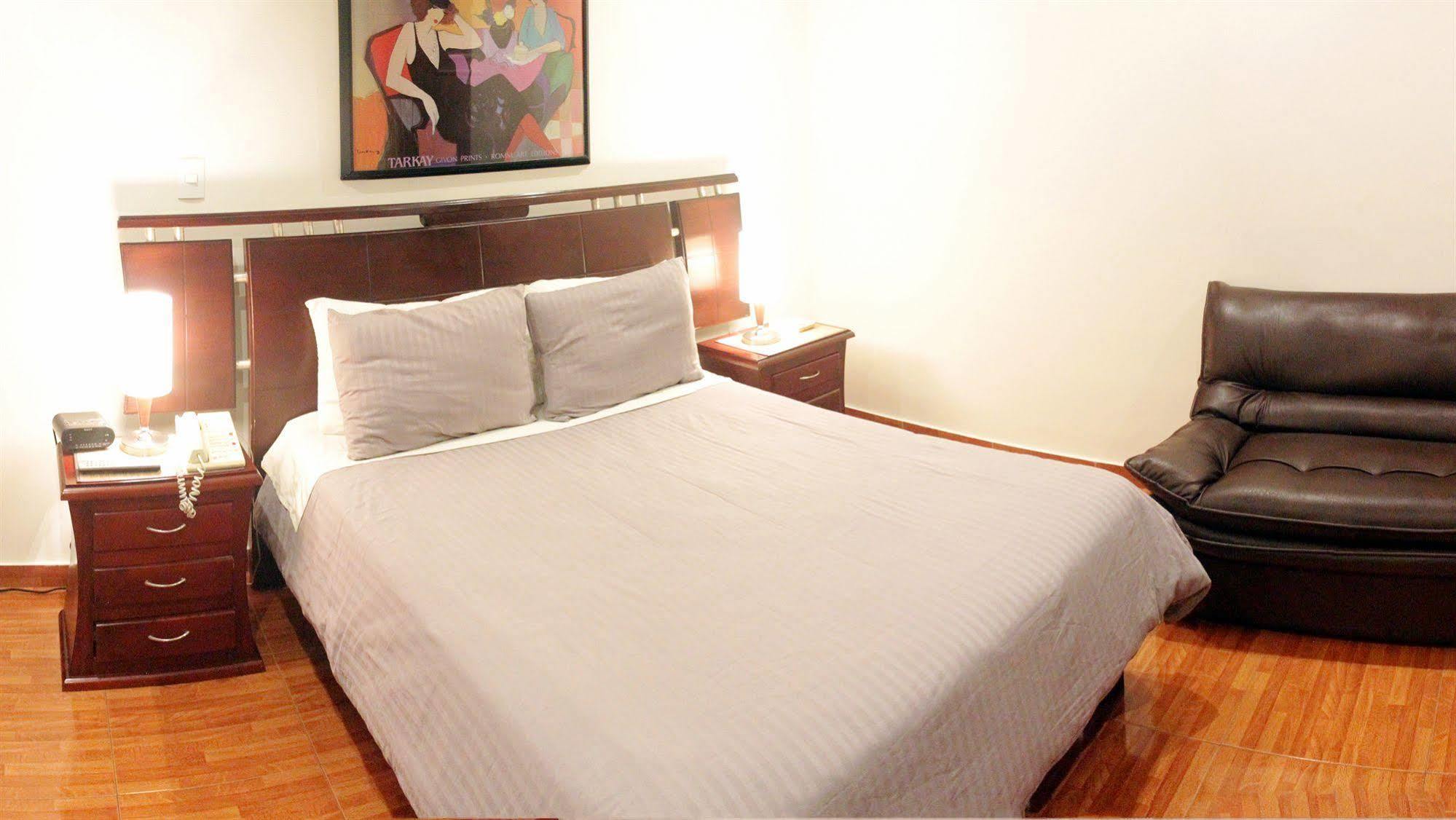 Hotel Charlies Place Bogotá Extérieur photo