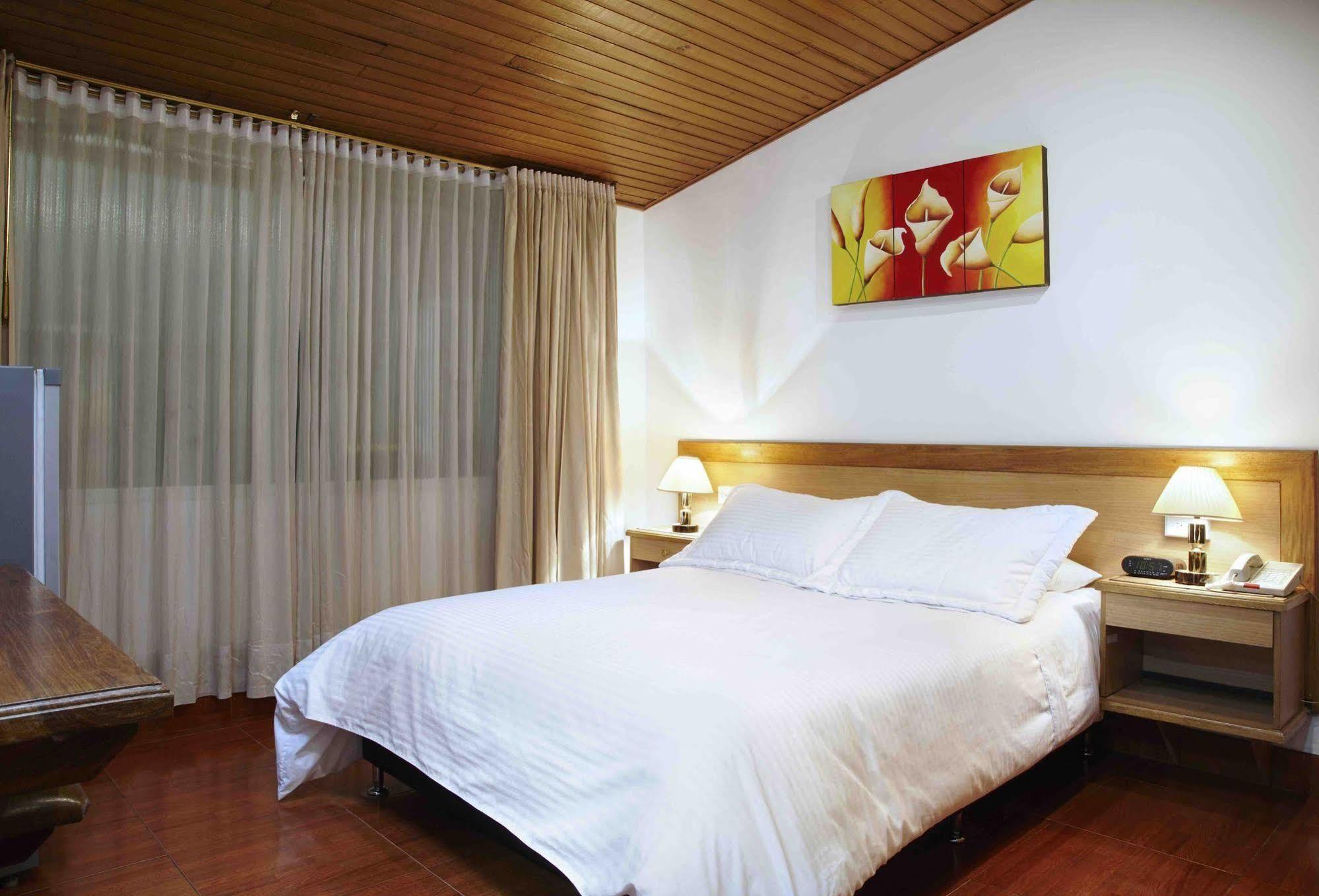 Hotel Charlies Place Bogotá Extérieur photo
