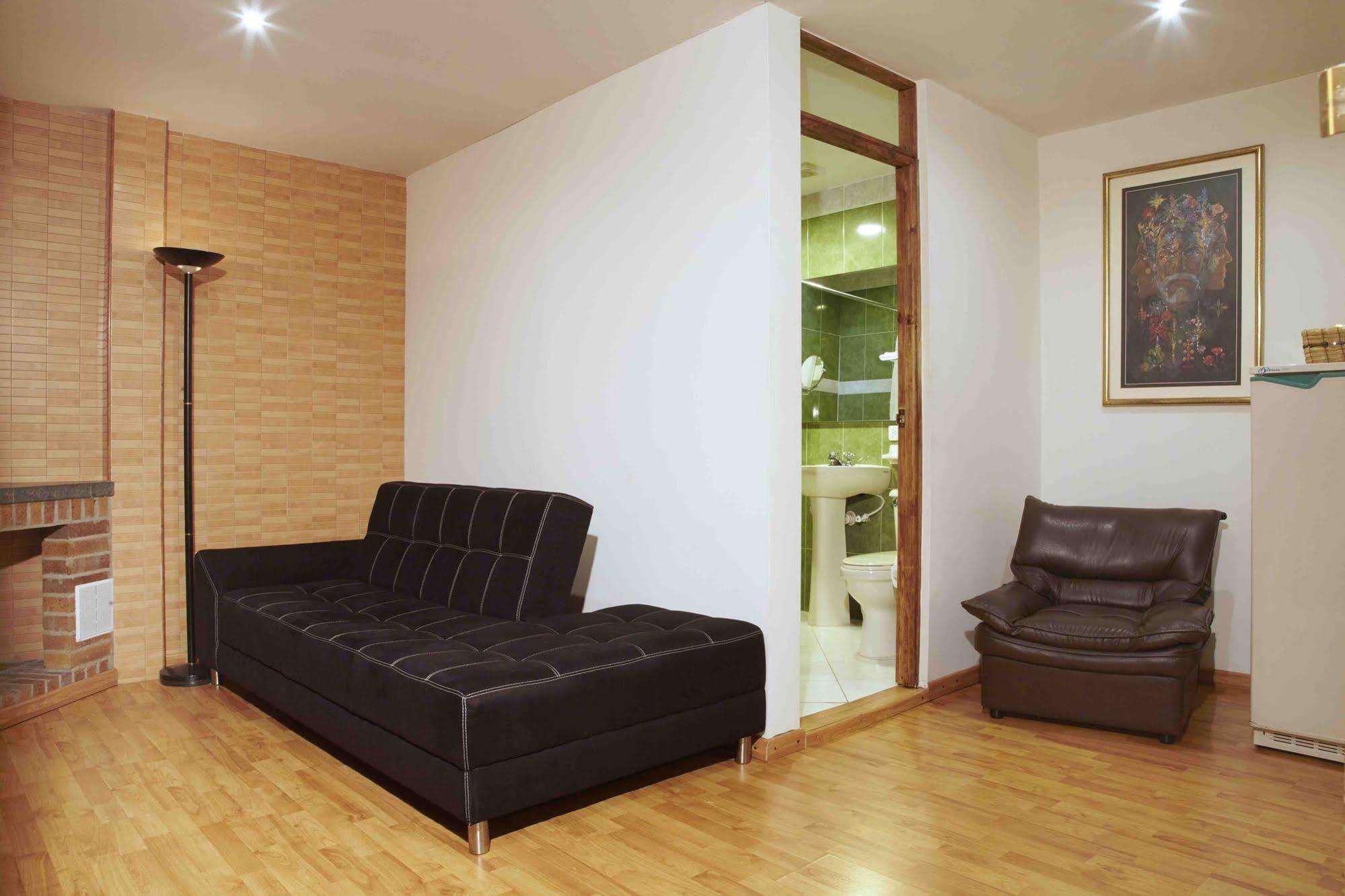 Hotel Charlies Place Bogotá Extérieur photo