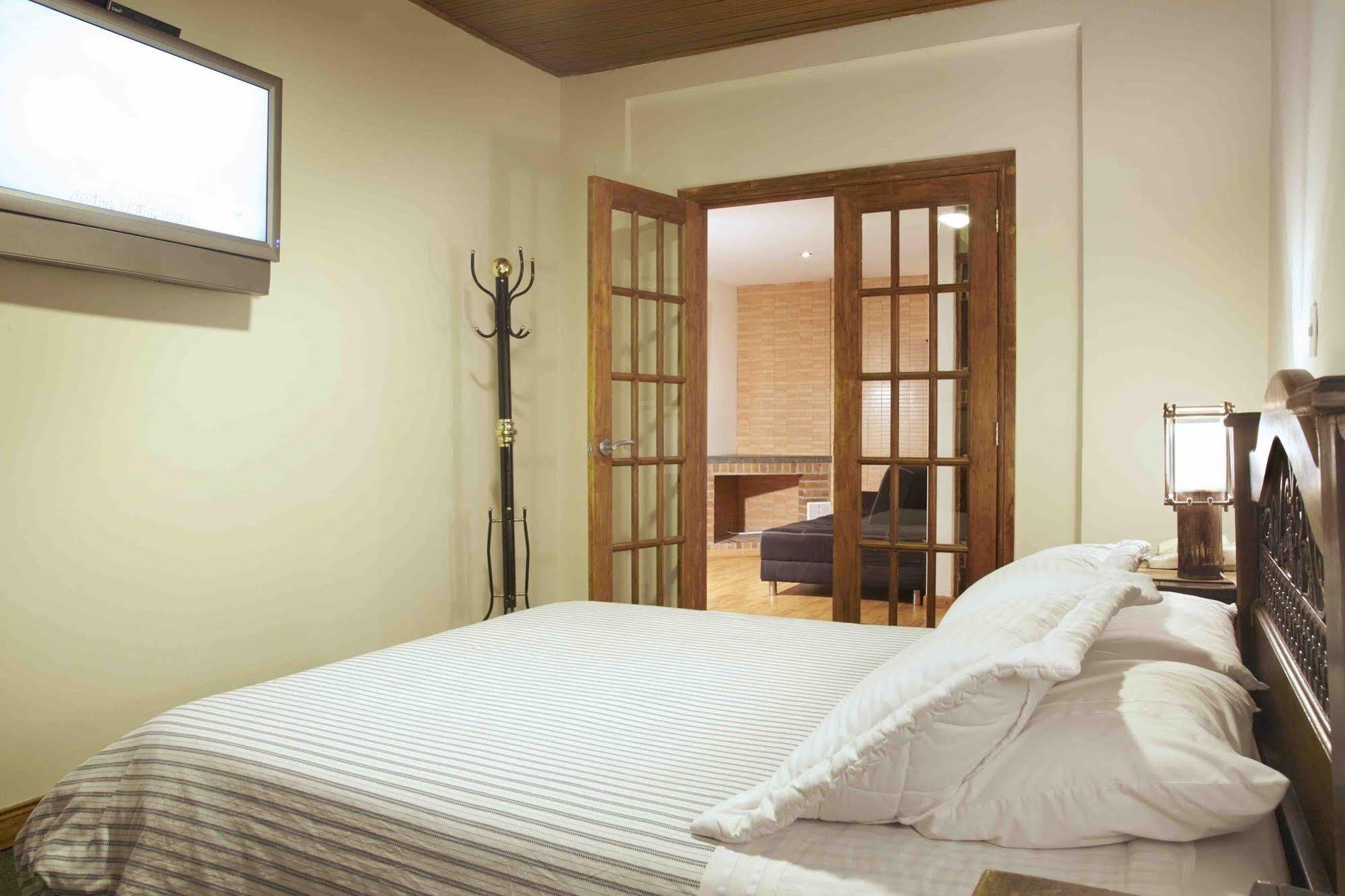 Hotel Charlies Place Bogotá Extérieur photo