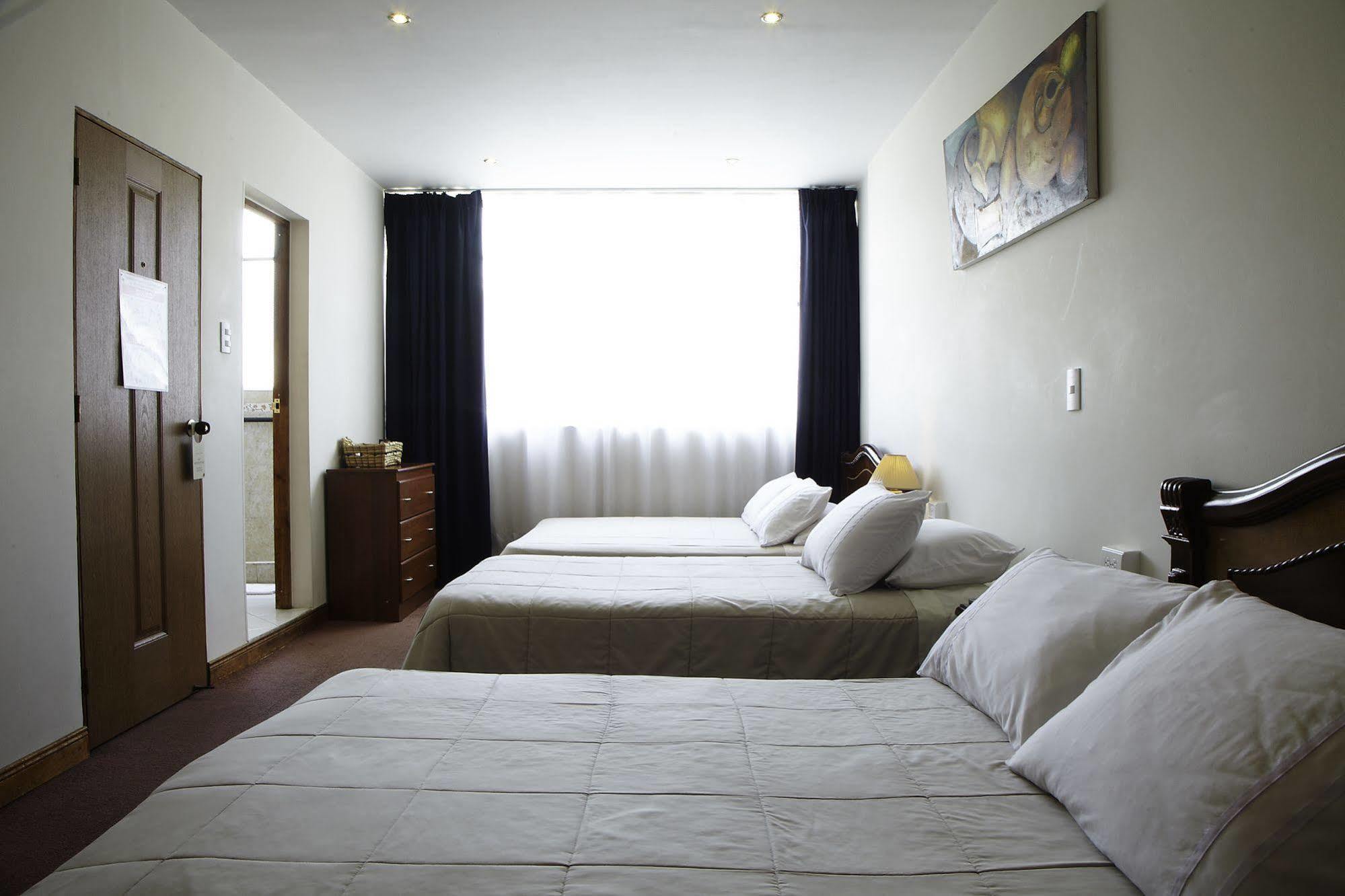 Hotel Charlies Place Bogotá Extérieur photo